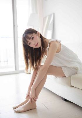 向日葵绽放的夜晚樱花
