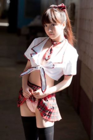 丝袜玉足小说