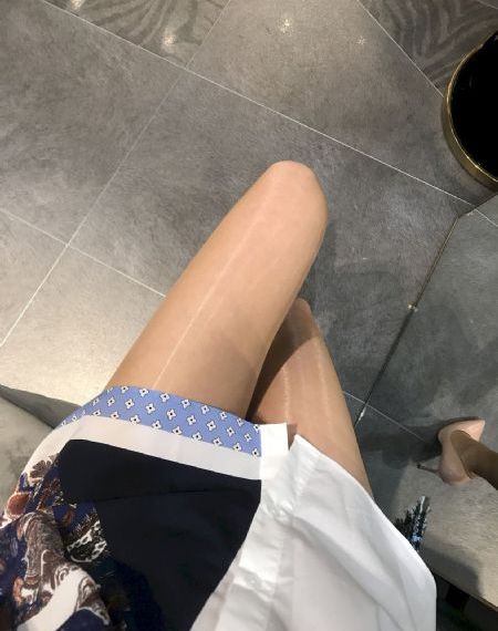 图书馆的女朋友日漫