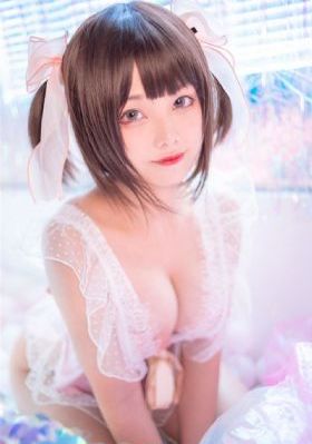 萌白酱馒头一毛无线天旗袍
